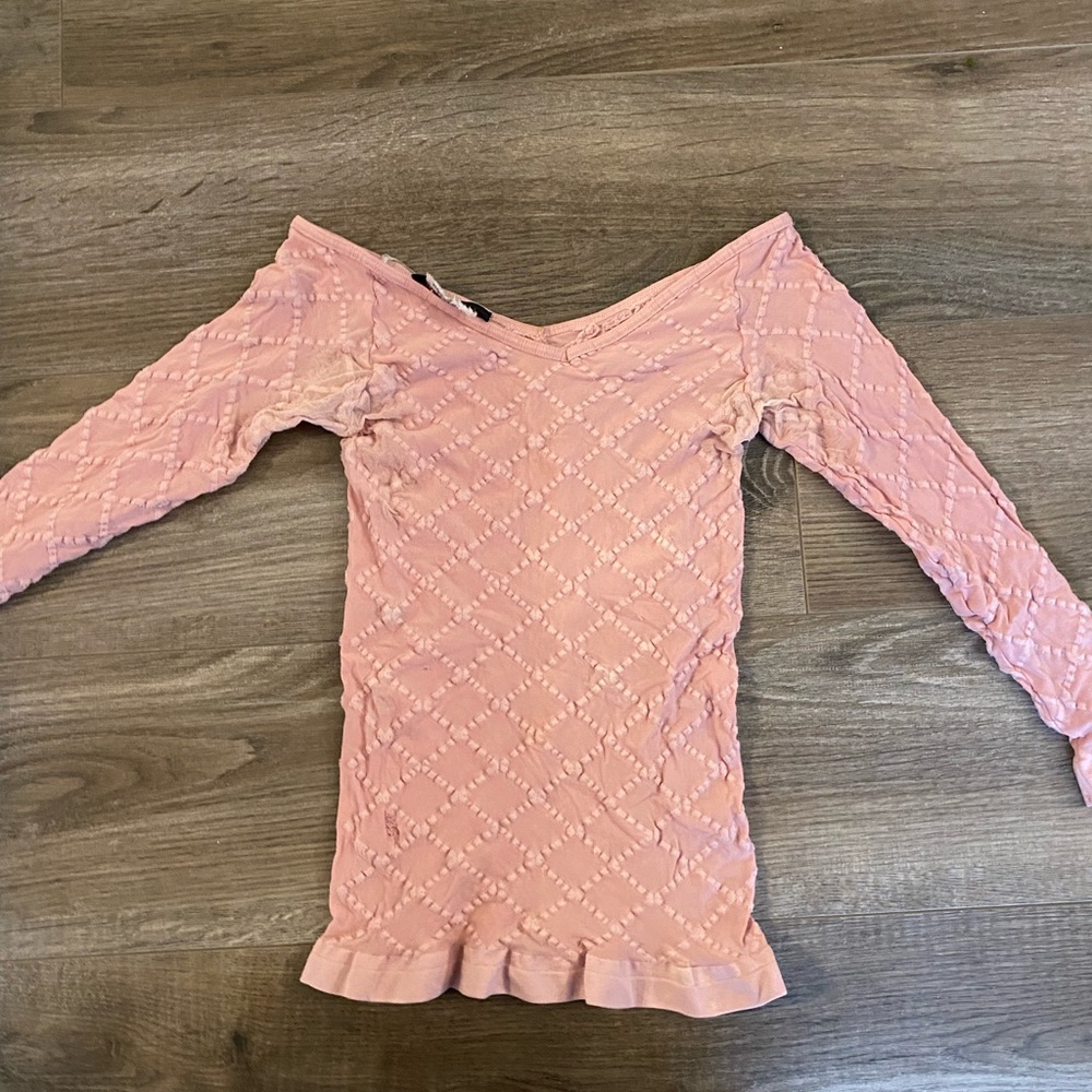 small guess collection pink sheer longsleeve top